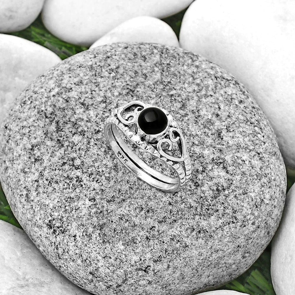 Natural Black Onyx - Brazil Ring size-8 R-1143 SDR183378