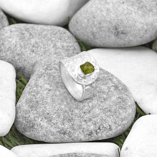 Adjustable - Natural Peridot Rough Ring size-6 R-1319 SDR187090