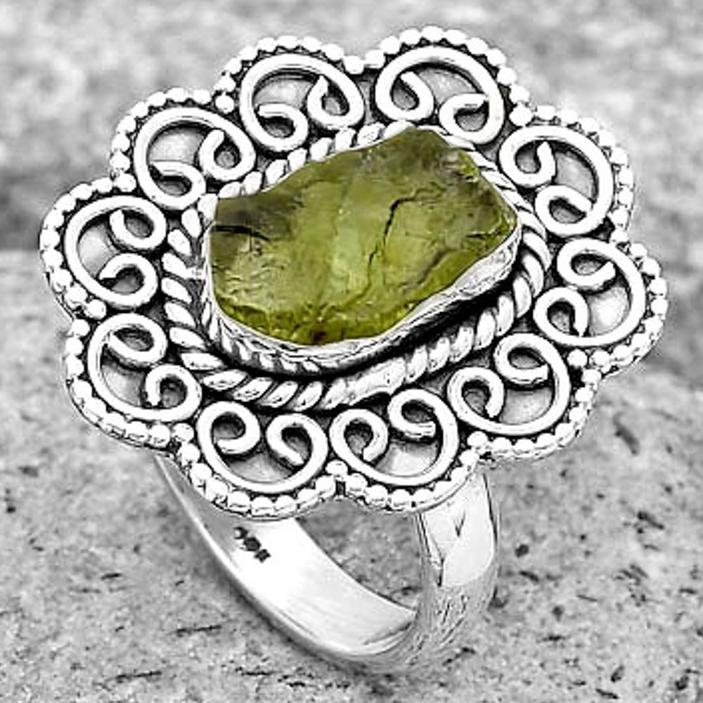 Filigree - Natural Peridot Rough Ring size-7 R-1337 SDR194414