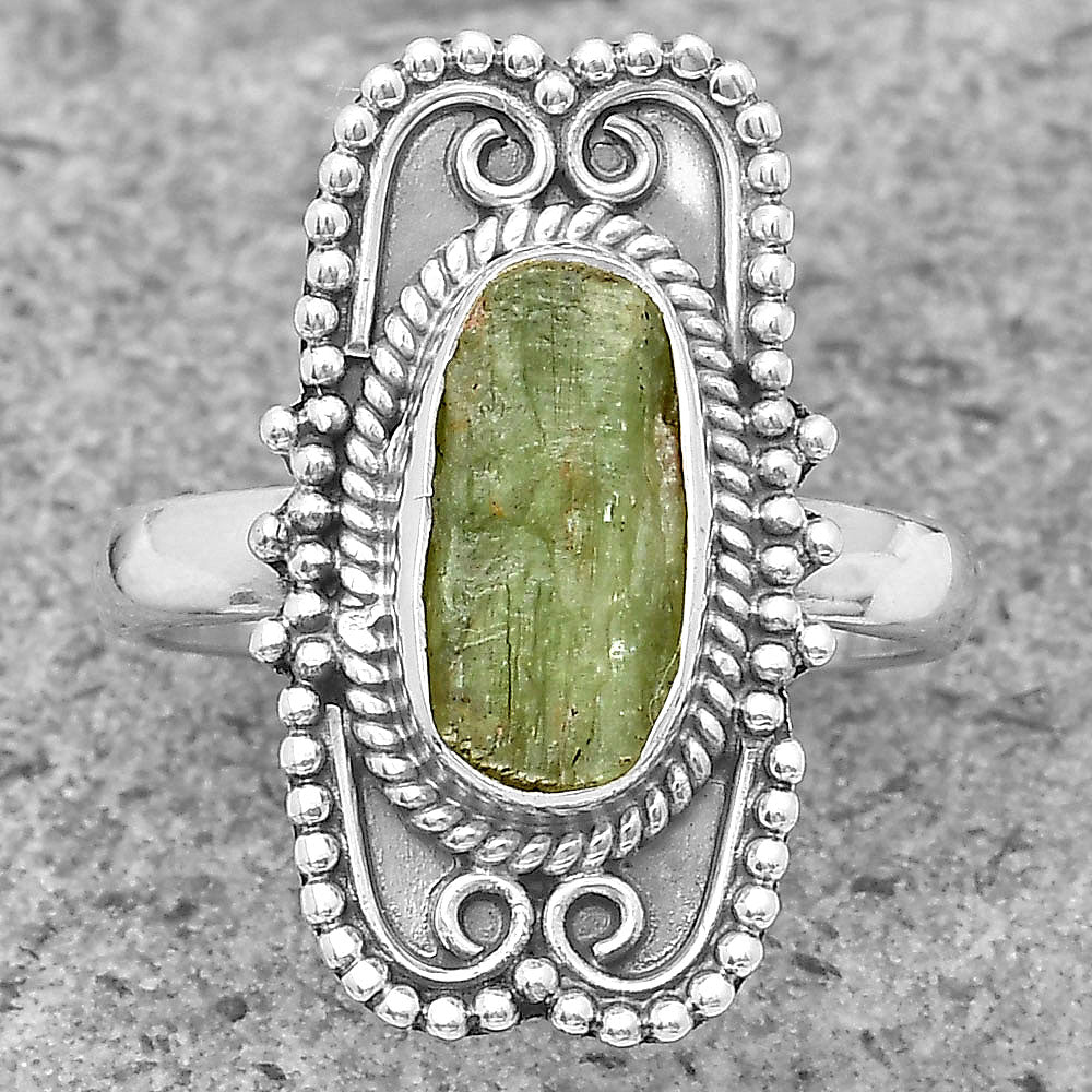 Natural Green Kyanite Rough India Ring size-7.5 R-1441 SDR201601