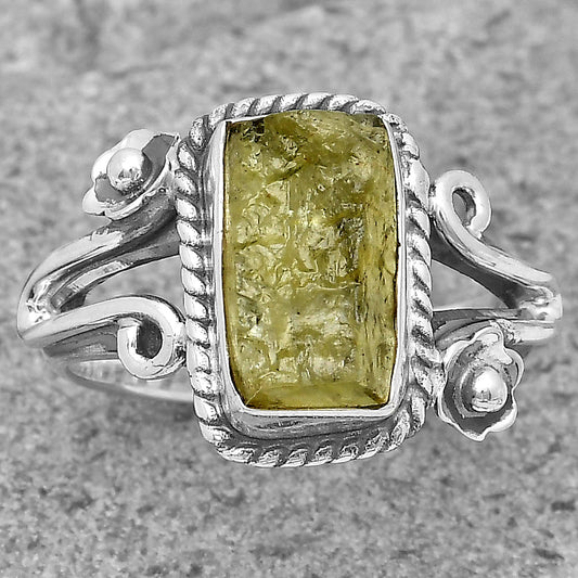 Natural Green Kyanite Rough India Ring size-7.5 R-1345 SDR201638