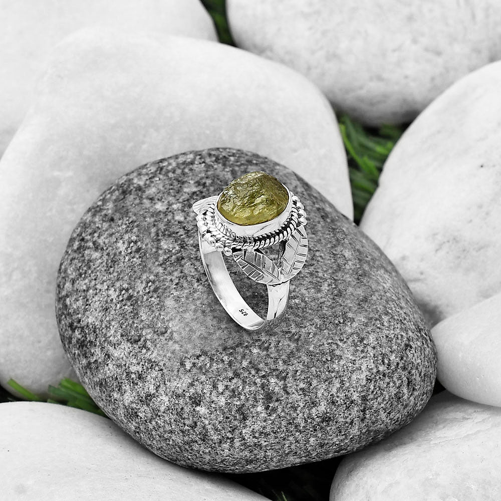 Natural Green Kyanite Rough - India Ring size-7 R-1387 SDR213667