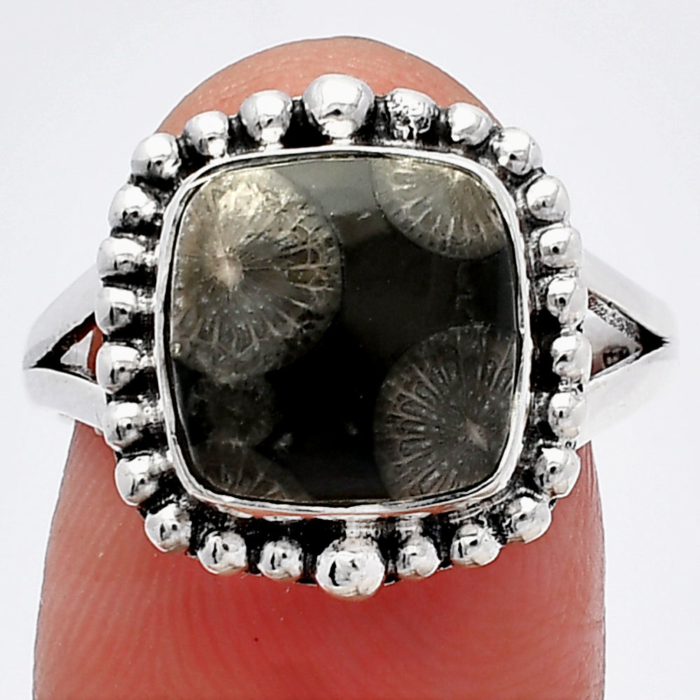 Natural Black Flower Fossil Coral Ring size-8 R-1154 SDR225905