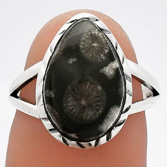 Natural Black Flower Fossil Coral Ring size-7 R-1074 SDR230884