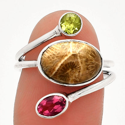 Flower Fossil Coral, Garnet & Peridot Ring size-7 R-1209 SDR232042