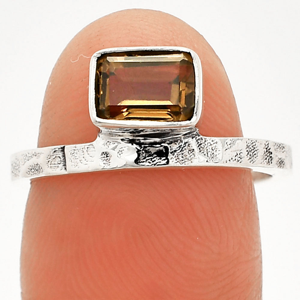 Natural Smoky Quartz - Brazil Ring size-7 R-1037 SDR234189