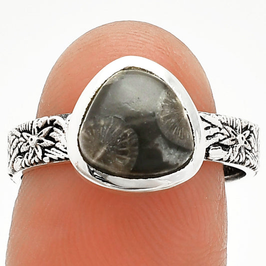 Natural Black Flower Fossil Coral Ring size-8 R-1061 SDR235043