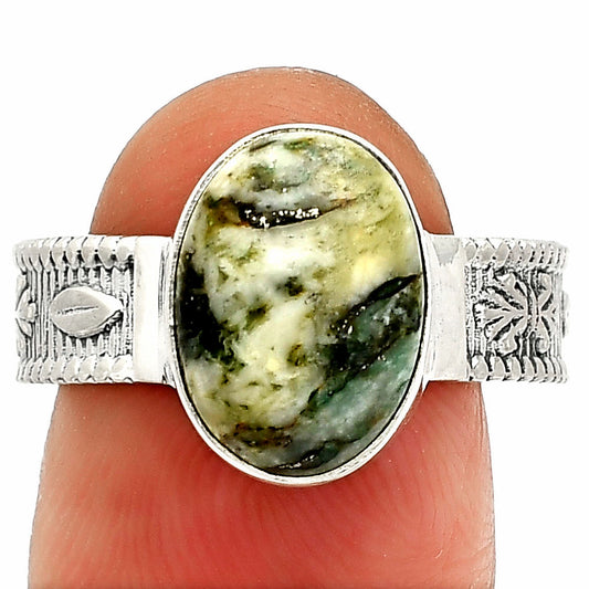 Natural Green Mariposite Ring size-8.5 R-1058 SDR235510