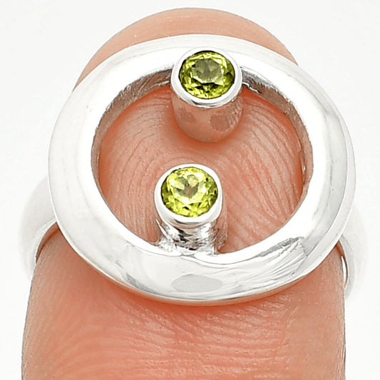 Natural Peridot Ring size-5.5 R-1540 SDR236796