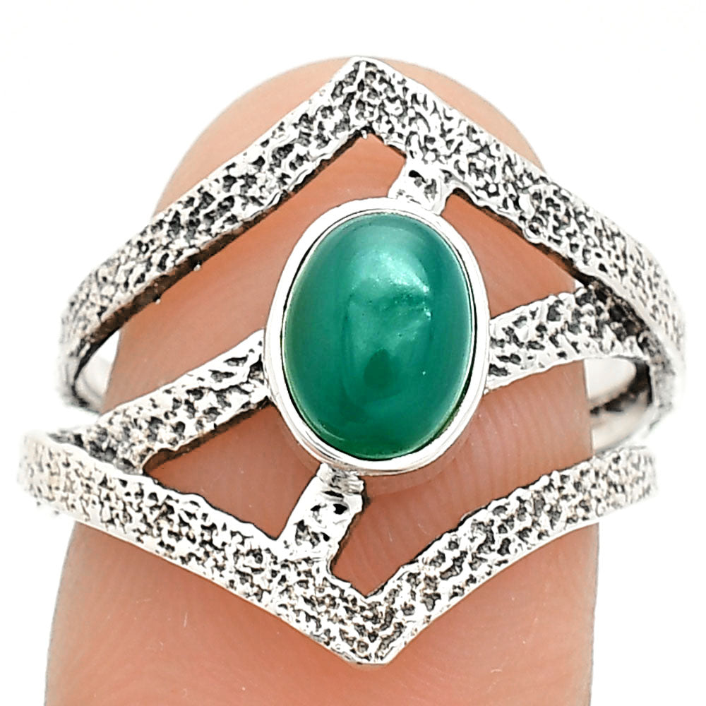 Natural Green Onyx Ring size-7 R-1471 SDR237969