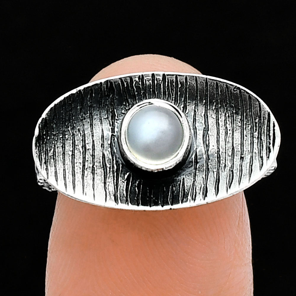 Natural Srilankan Moonstone Ring size-6 R-1573 SDR244268
