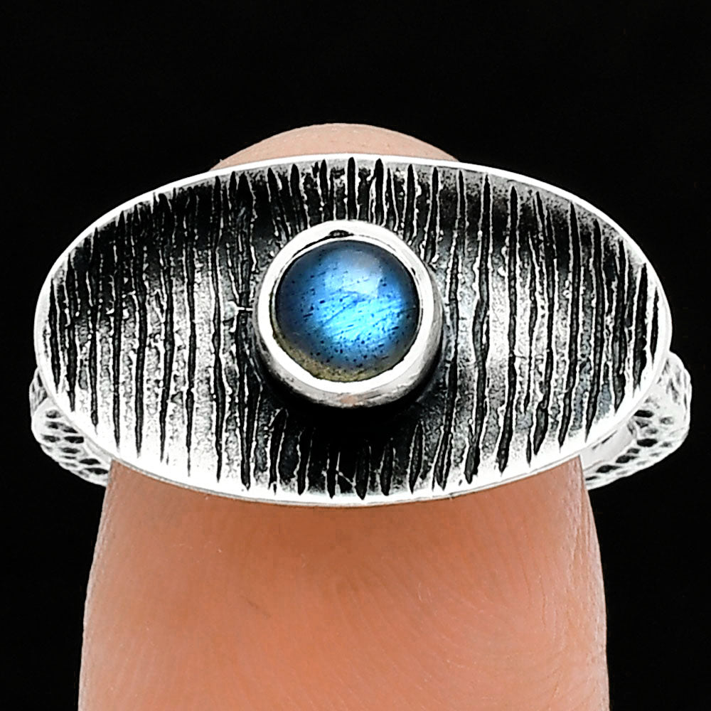 Blue Fire Labradorite - Madagascar Ring size-8 R-1573 SDR244291