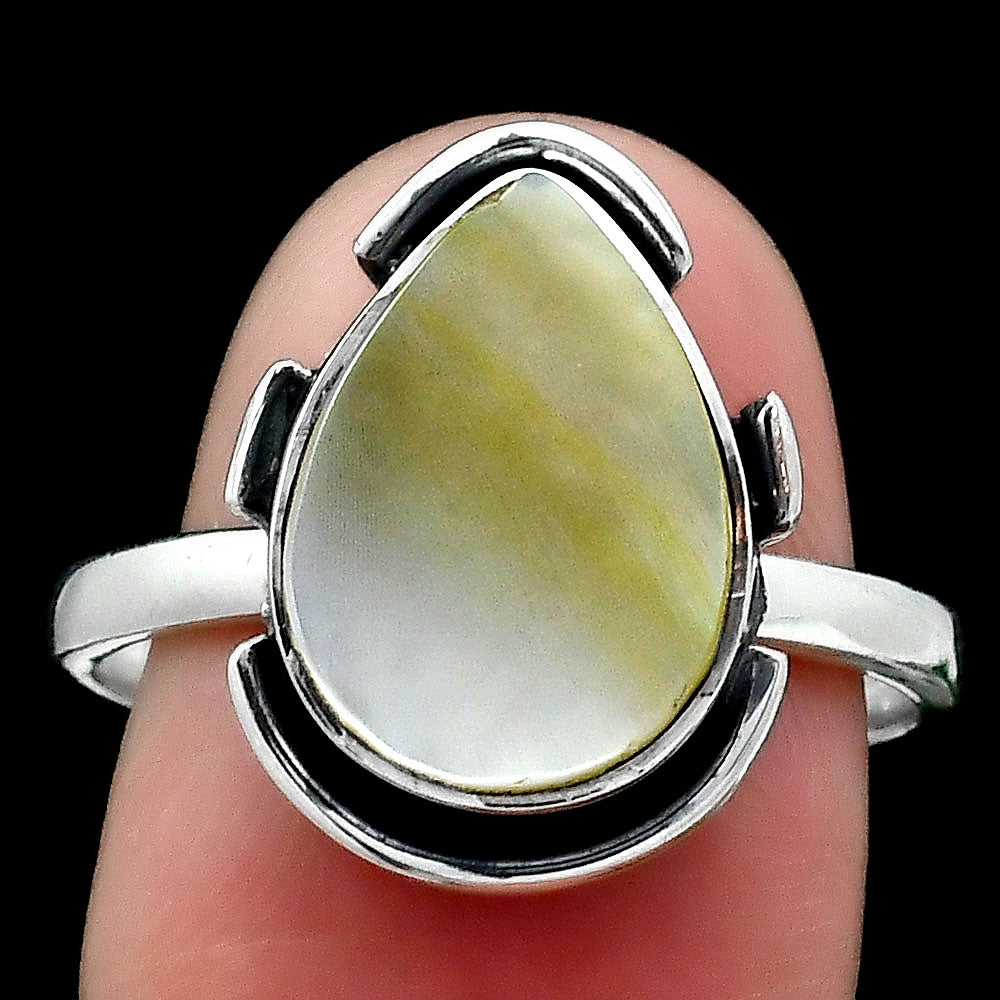 Natural Mother Of Pearl Ring size-8 R-1211 SDR245808
