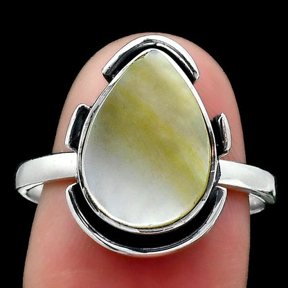Natural Mother Of Pearl Ring size-8 R-1211 SDR245808
