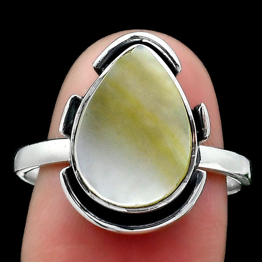 Natural Mother Of Pearl Ring size-8 R-1211 SDR245808