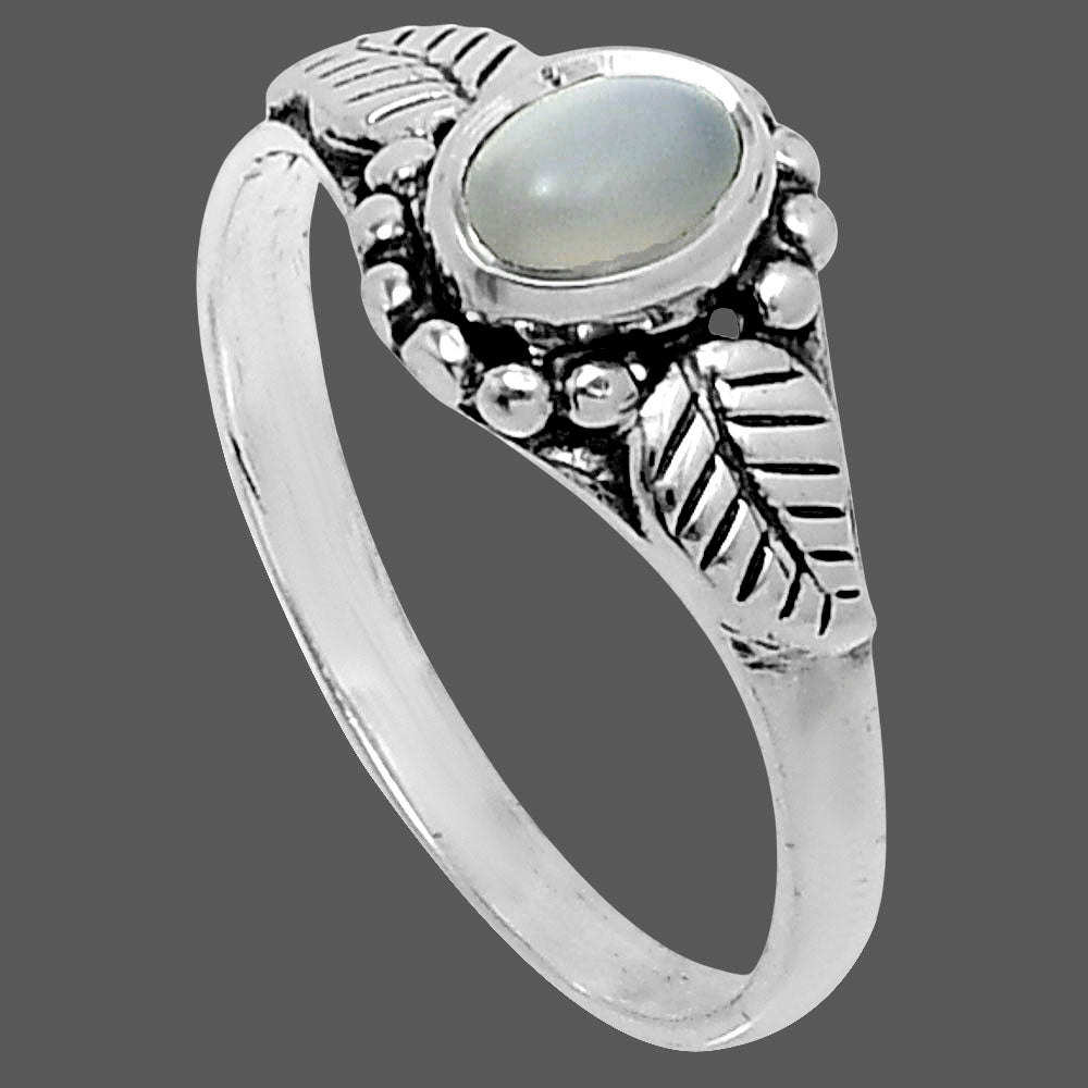 Natural Srilankan Moonstone Ring size-8.5 R-1404 SDR248389