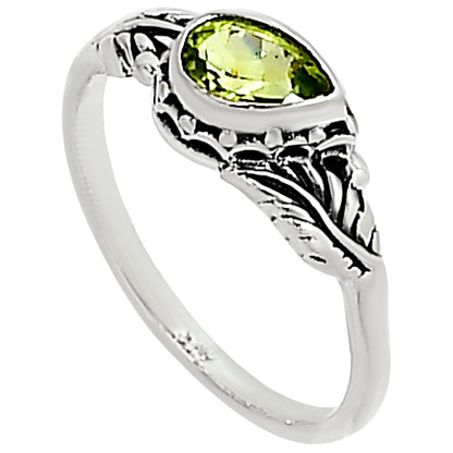 Peridot Ring size-7 R-1404 SDR254510