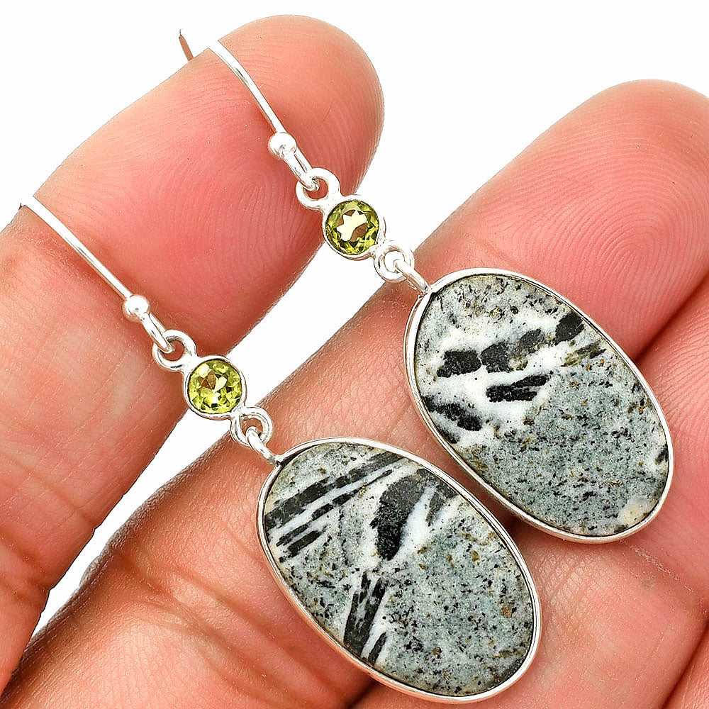 Hornblende & Peridot Pendant Earrings Set T-1010 SDT03294