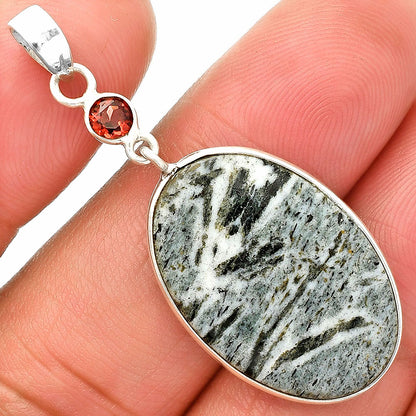 Hornblende & Garnet Pendant Earrings Set T-1010 SDT03305