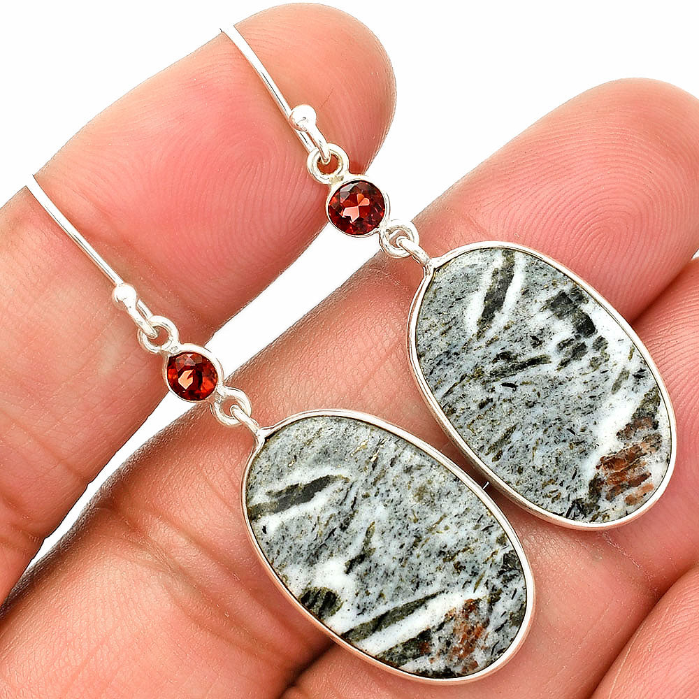 Hornblende & Garnet Pendant Earrings Set T-1010 SDT03305