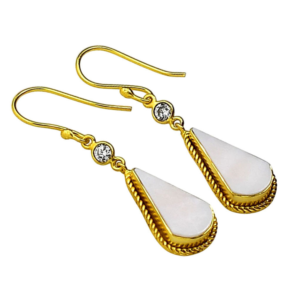 Mother Of Pearl Earrings EM-1055 TE01035