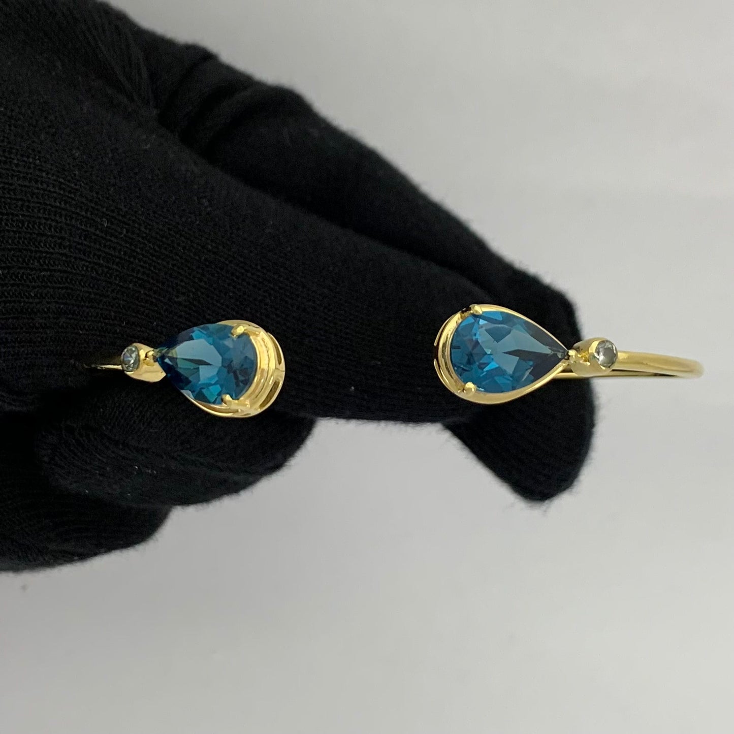 18K Gold Plated Pear Cut Gemstone with CZ Bangle Bracelet for Women TGB1003 BM-1051