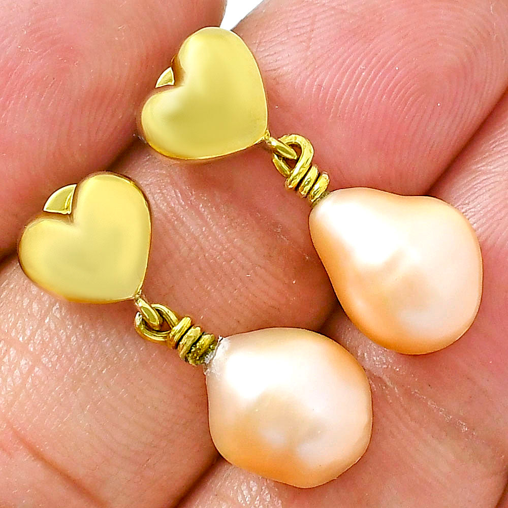 Romantic Heart and Pearl Dangle Earrings in 18K Gold Plated Jewelry TGE1011 EM-1257