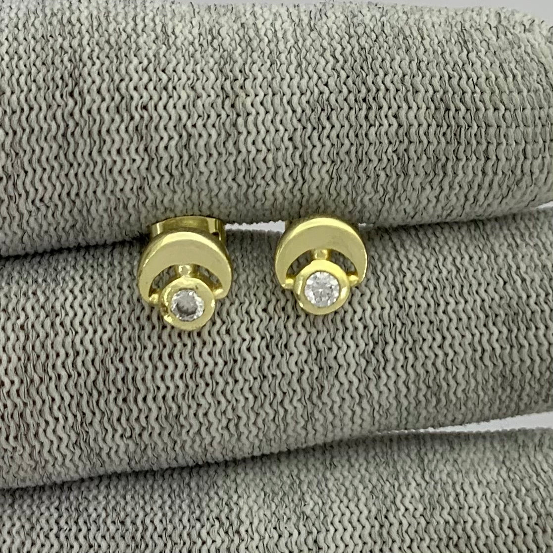 18K Gold Plated Crescent Gemstone Stud Earrings for Women, Modern TGE1051 EM-1304