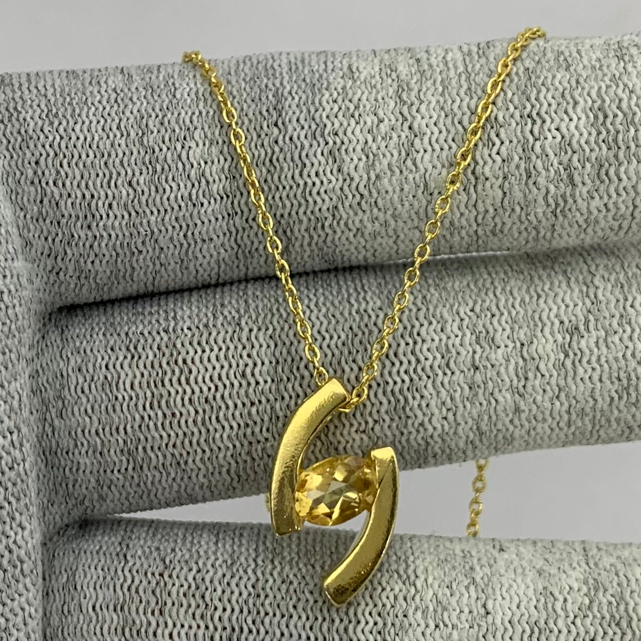 18K Gold Plated Colorful Birthstone Curved Bar Necklace for Women TGN1009 NM-1037