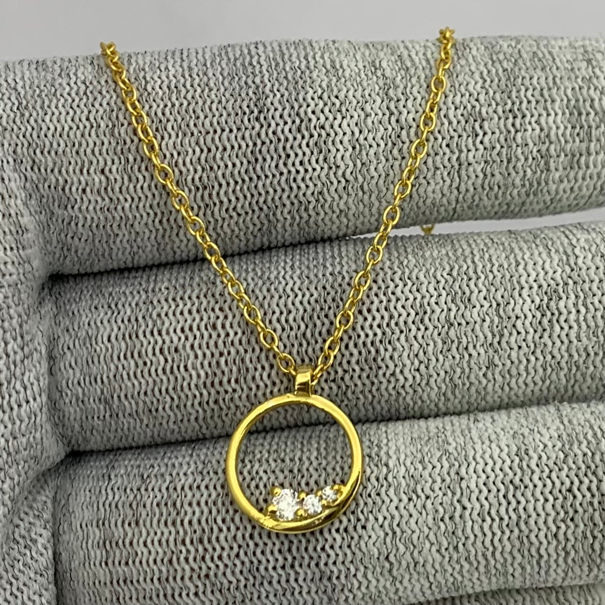 18K Gold Plated Open Circle Necklace Jewelry with Clustered Gemstones TGN1016 NM-1045