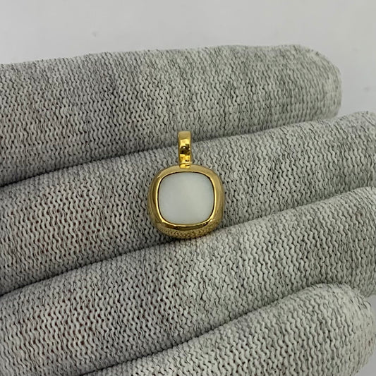 18K Gold Plated Cushion Square Black Onyx/MOP Pendant for Women TGP1010 PM-1748
