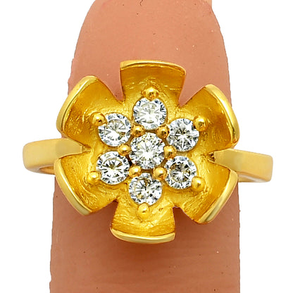 Flower Crystal Cluster Ring in 18K Gold Plated Brass Jewelry for Women TGR1016 RM-1755