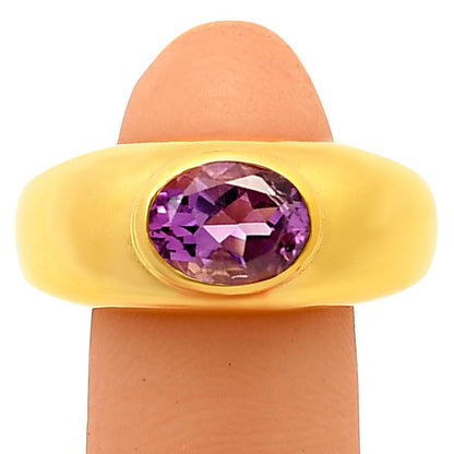 18K Gold Over Brass Oval Gemstone Signet Ring – Bold Statement Style TGR1027 RM-1758