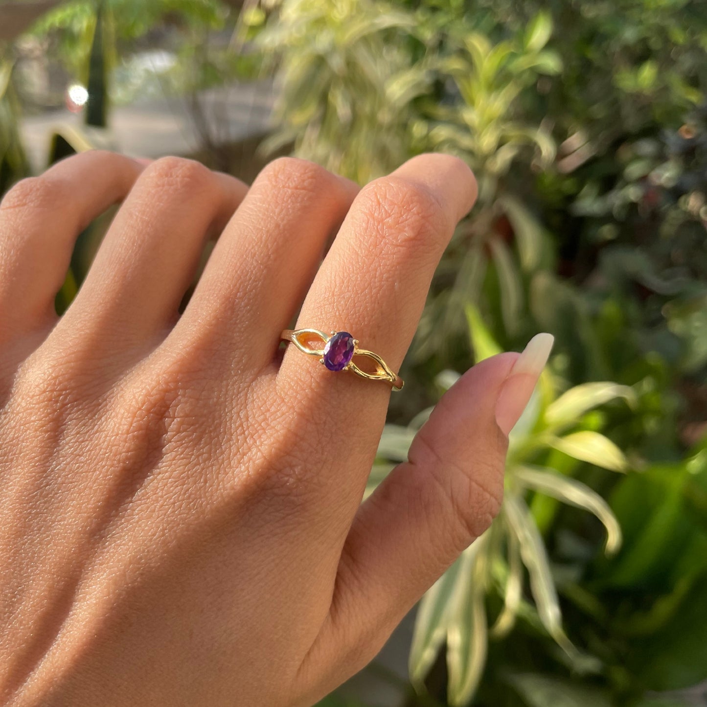 18K Gold Plated Oval Birthstone Ring – Elegant Interlaced Band TGR1040 RM-1763