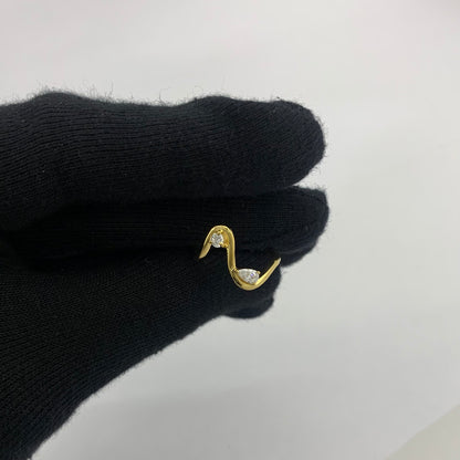 18K Gold Plated Fluid Wave Ring with CZ Accent – Trendy Modern Jewelry TGR1064 RM-1786