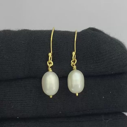 18K Gold Plated Pearl Dangle Earrings for Women, Everyday Chic TGE1033 EM-1284