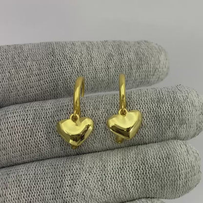 Minimal Heart Charm Hoop Earrings in 18K Gold Plated Jewelry TGE1016 EM-1274