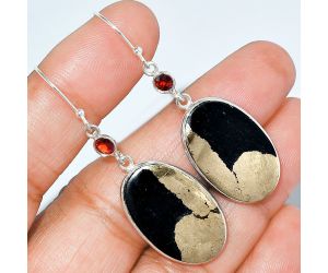 Apache Gold Healer's Gold and Garnet Earrings SDE85388 E-1002, 16x26 mm