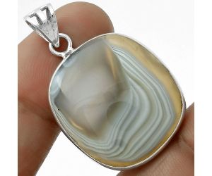 Natural Banded Onyx Pendant SDP119210 P-1001, 22x24 mm