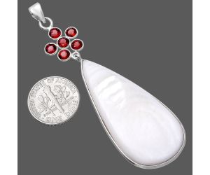 Mother Of Pearl and Garnet Pendant SDP145736 P-1122, 20x44 mm