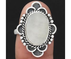 Natural Mother Of Pearl Ring size-7 SDR131682 R-1229, 10x14 mm