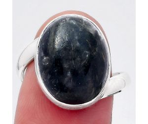Natural Nuummite Ring size-7.5 SDR146590 R-1232, 12x16 mm
