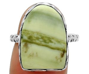 Natural Serpentine Ring size-8 SDR162406 R-1191, 13x19 mm