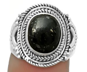 Natural Nuummite Ring size-7.5 SDR173391 R-1570, 9x11 mm