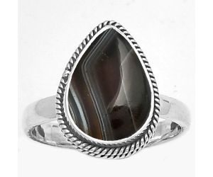 Natural Banded Onyx Ring size-7.5 SDR181266 R-1009, 9x13 mm
