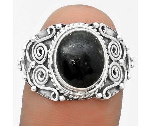 Natural Nuummite Ring size-8.5 SDR201722 R-1282, 9x11 mm