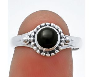 Black Onyx Ring Size-7 SDR210614 R-1071, 6x6 mm