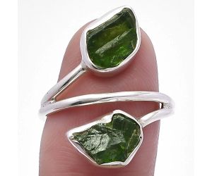 Chrome Diopside Rough Ring size-7.5 SDR220797 R-1169, 7x10 mm