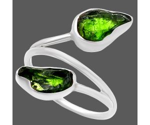 Chrome Diopside Rough Ring size-8 SDR220798 R-1169, 7x11 mm