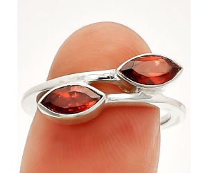 Hessonite Garnet Ring size-8 SDR232209 R-1235, 4x8 mm
